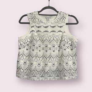Bar III White and Black Boho Lace Tank Top Small